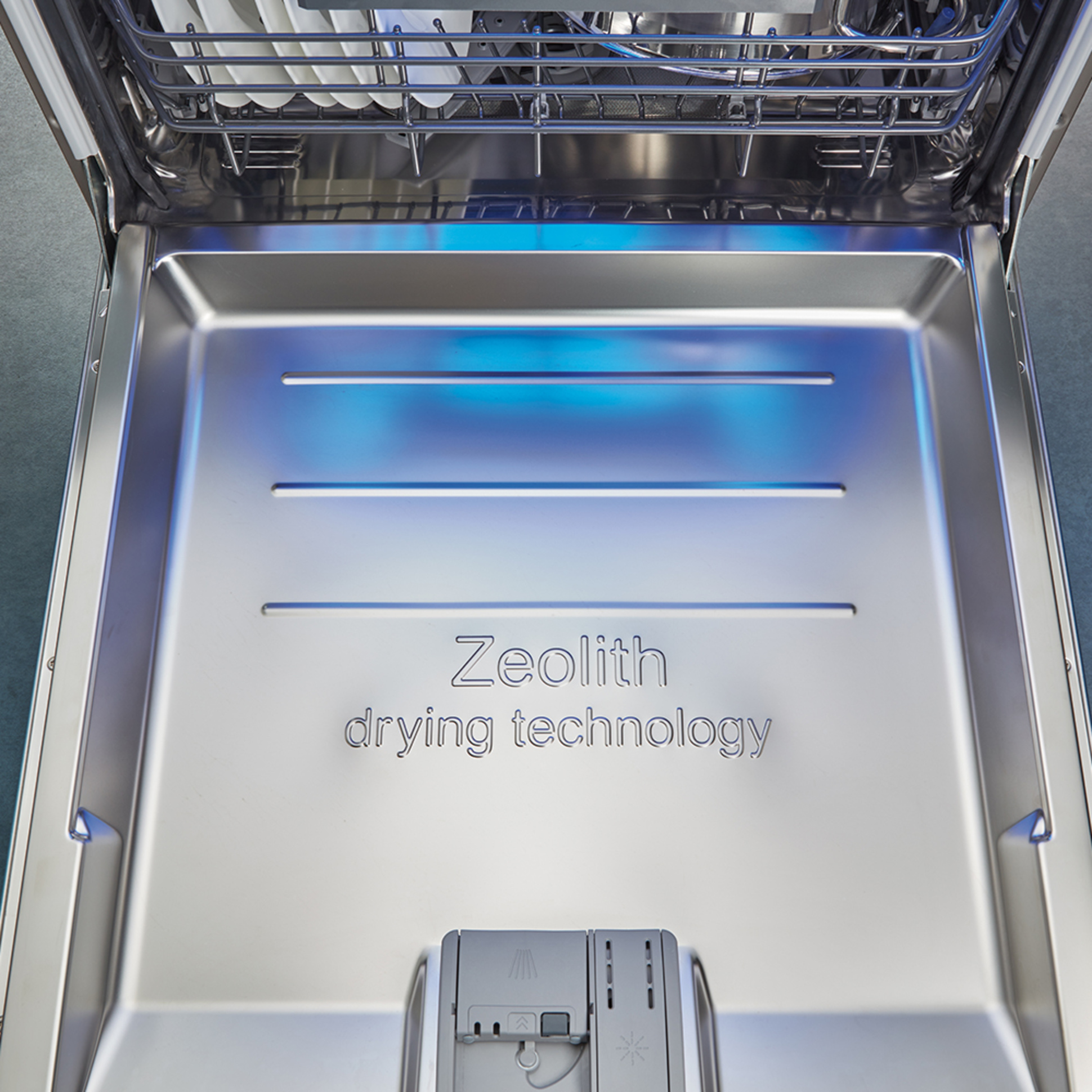 Zeolith Trocknen – Für glänzende Spülergebnisse bei MK Elektrotechnik Mete Karsli GmbH in Scheyern